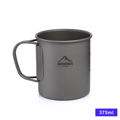 Tasse aus Titan